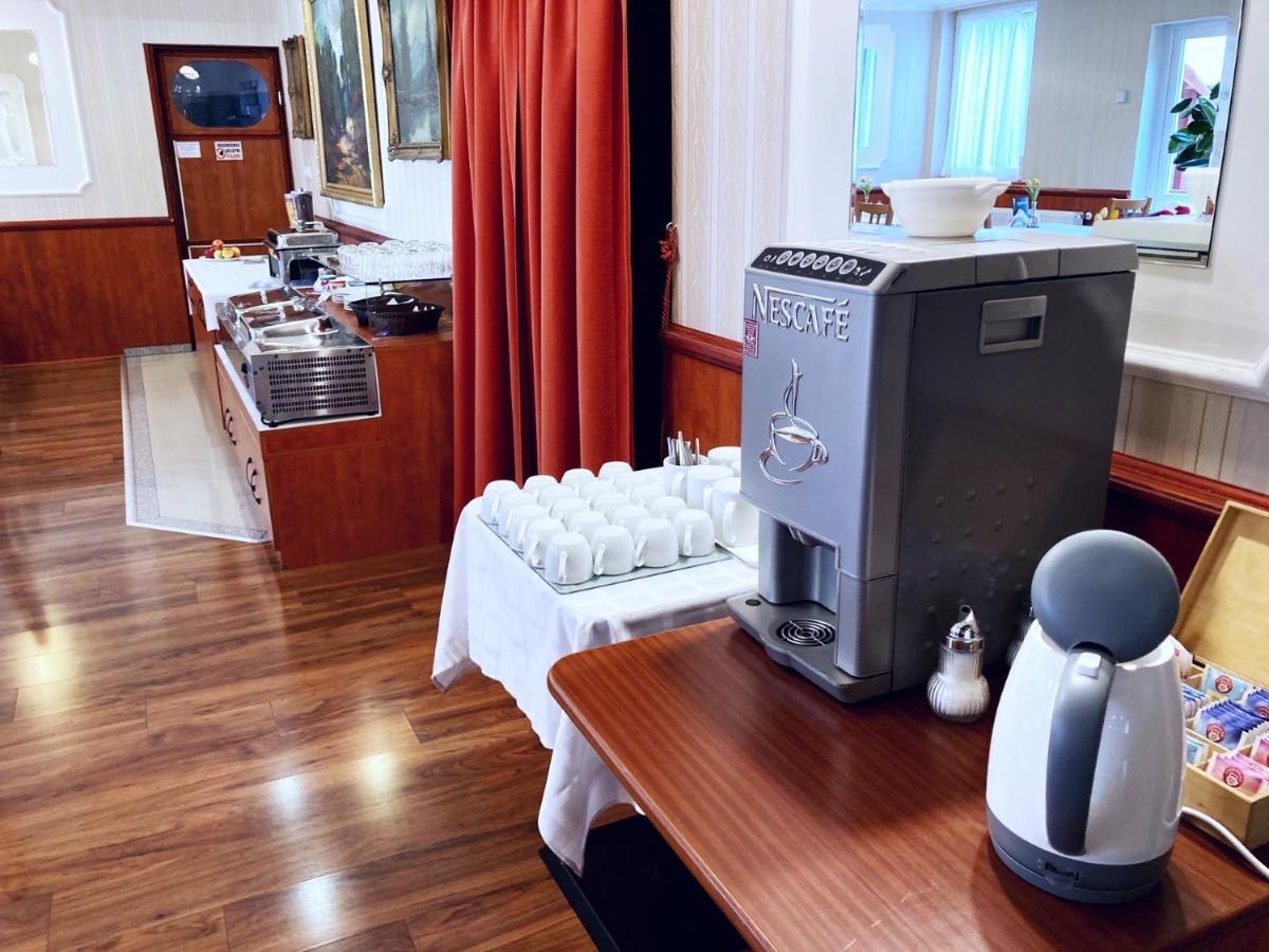 Liza Aqua & Conference Hotel Lajosmizse Ngoại thất bức ảnh
