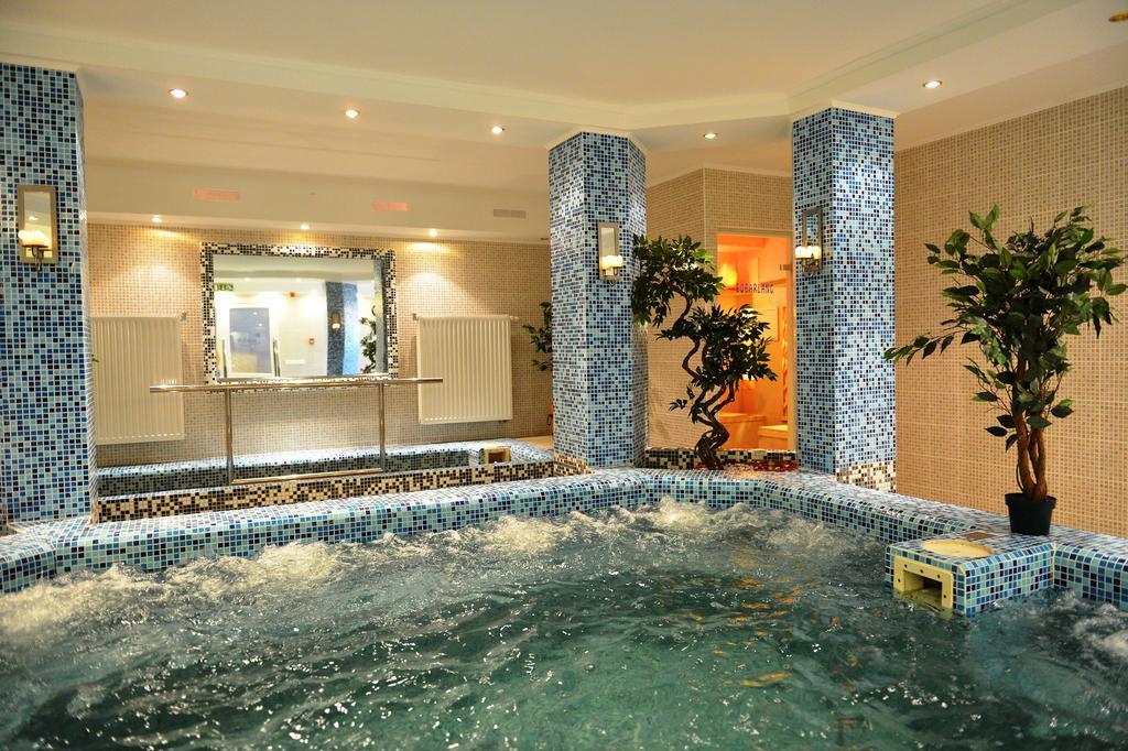 Liza Aqua & Conference Hotel Lajosmizse Ngoại thất bức ảnh